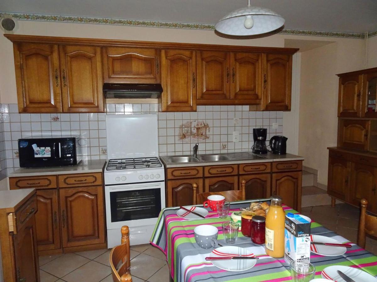 Hébergement de vacances Home, *